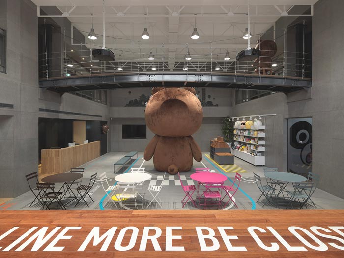 動(dòng)漫公司工業(yè)風(fēng)辦公室接待區(qū)域裝修設(shè)計(jì)案例效果圖