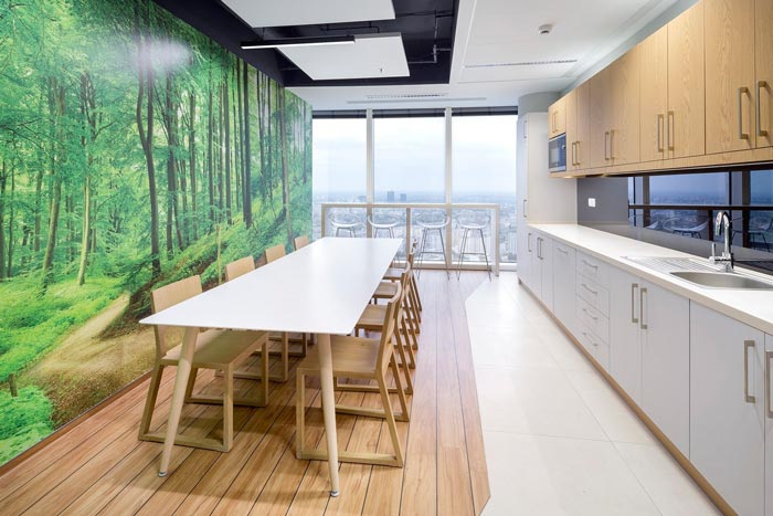 現(xiàn)代簡約風(fēng)格辦公室茶水間裝修設(shè)計(jì)案例效果圖