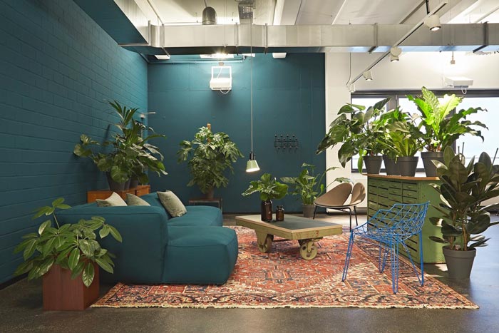 開放創意辦公室休息區裝修設計實景圖