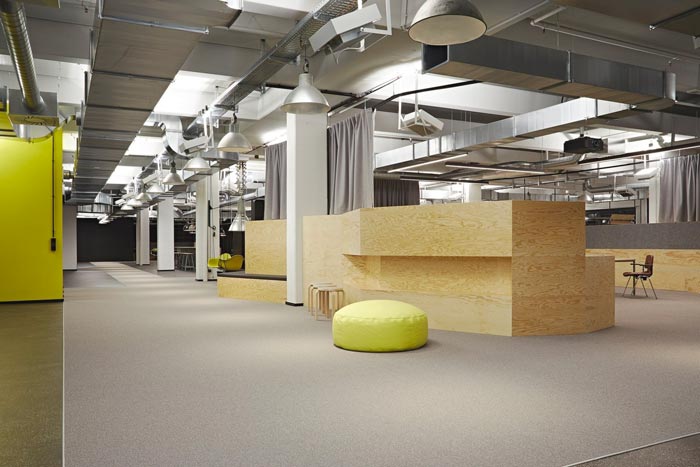 開放創意辦公室裝修設計實景圖