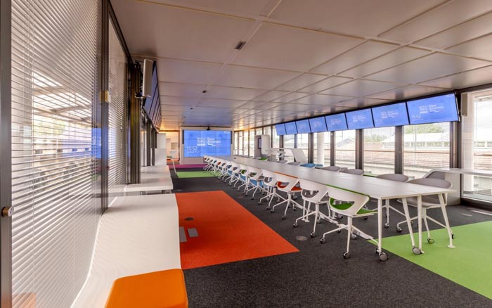 環(huán)境監(jiān)測公司辦公室辦公區(qū)裝修設(shè)計(jì)案例效果圖