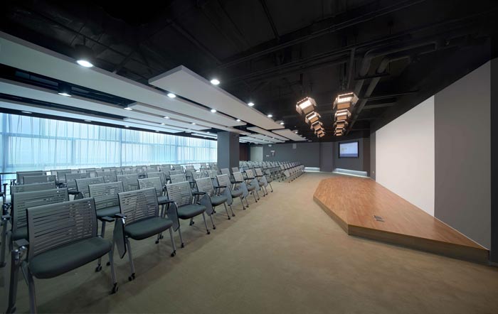 互聯網公司辦公樓演講室裝修設計效果圖