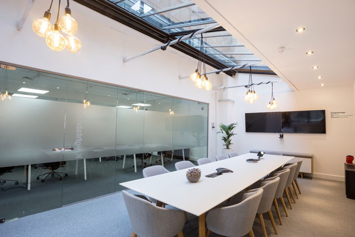 倉(cāng)庫(kù)辦公室會(huì)議室裝修設(shè)計(jì)效果圖