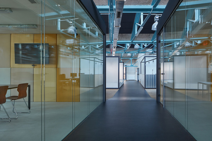 電子商務辦公室過道裝修效果圖