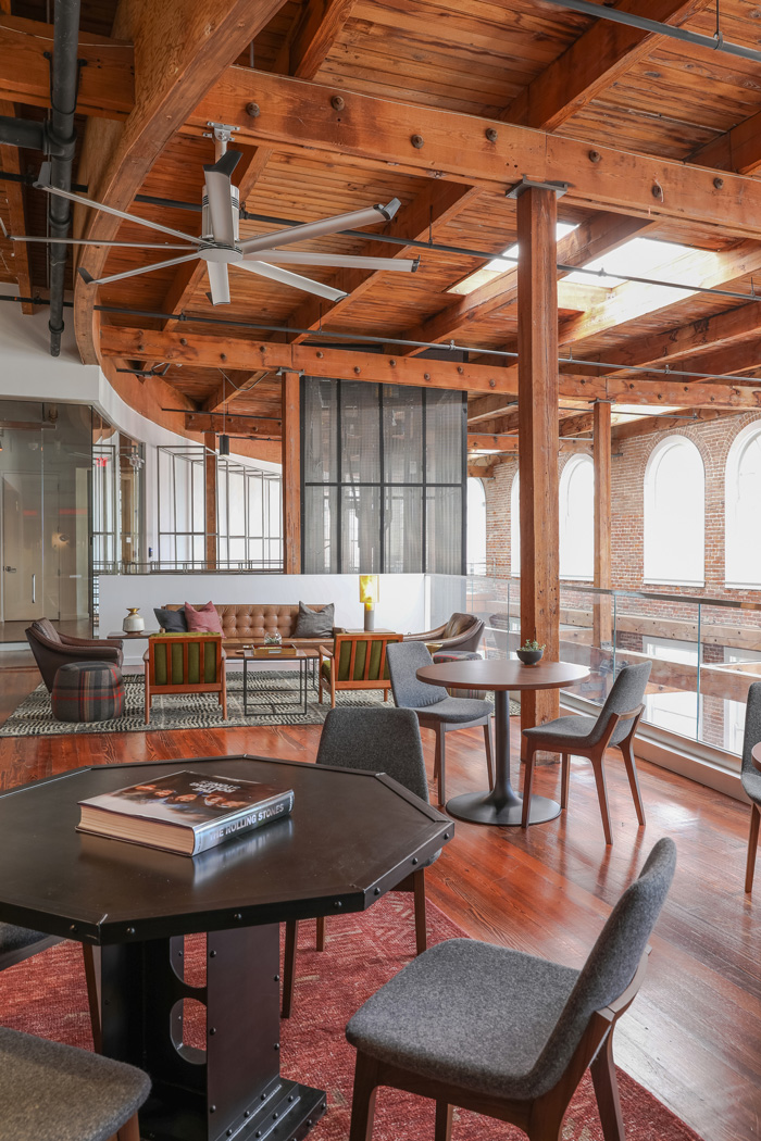 聯(lián)合辦公空間閱讀區(qū)裝修設計效果圖