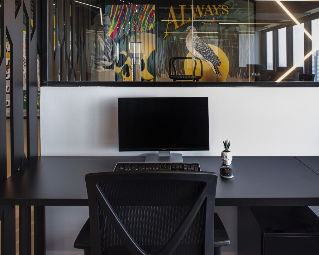 營銷技術(shù)辦公室設(shè)計案例【2700平方米】